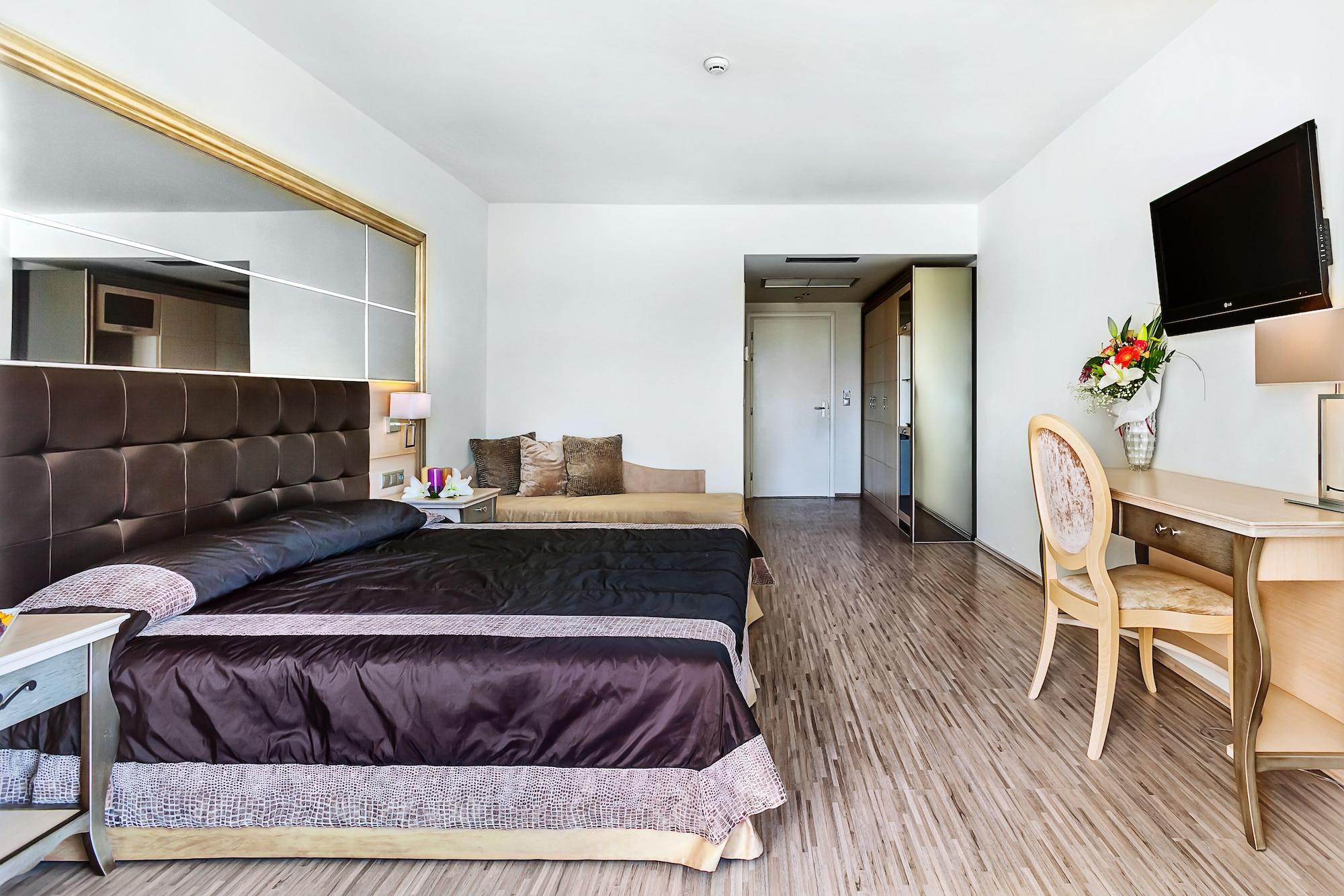 Elinotel Apolamare 5*